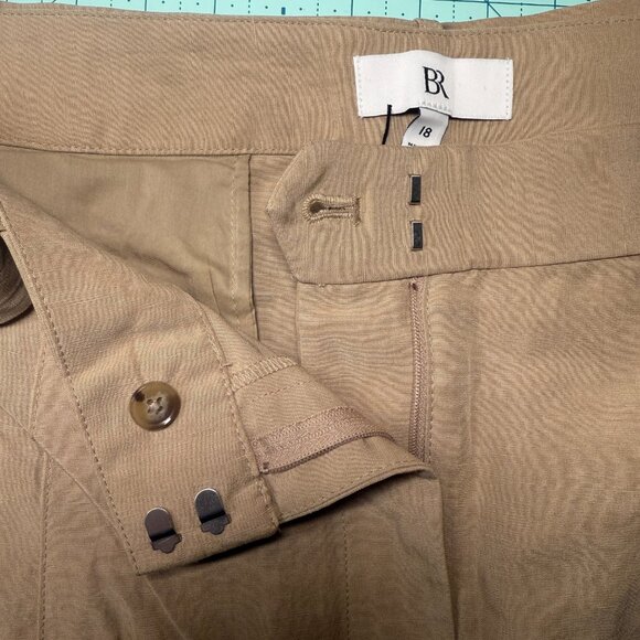 Banana Republic High-Rise Barrel Tencel™-Linen Pant Size 18 - Picture 14 of 15
